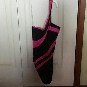 Kenneth Cole New York swimwear size small